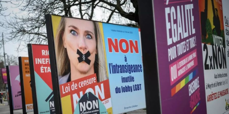 Plakat-Kampf vor dem Referendum