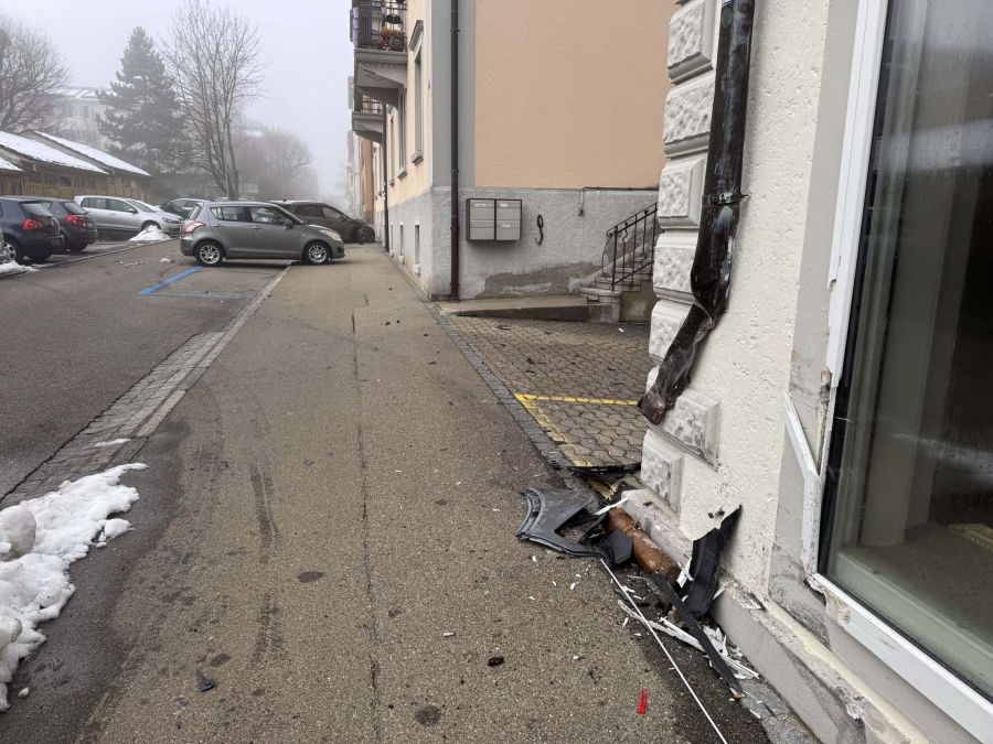 Die Frau wurde ins Spital gebracht.