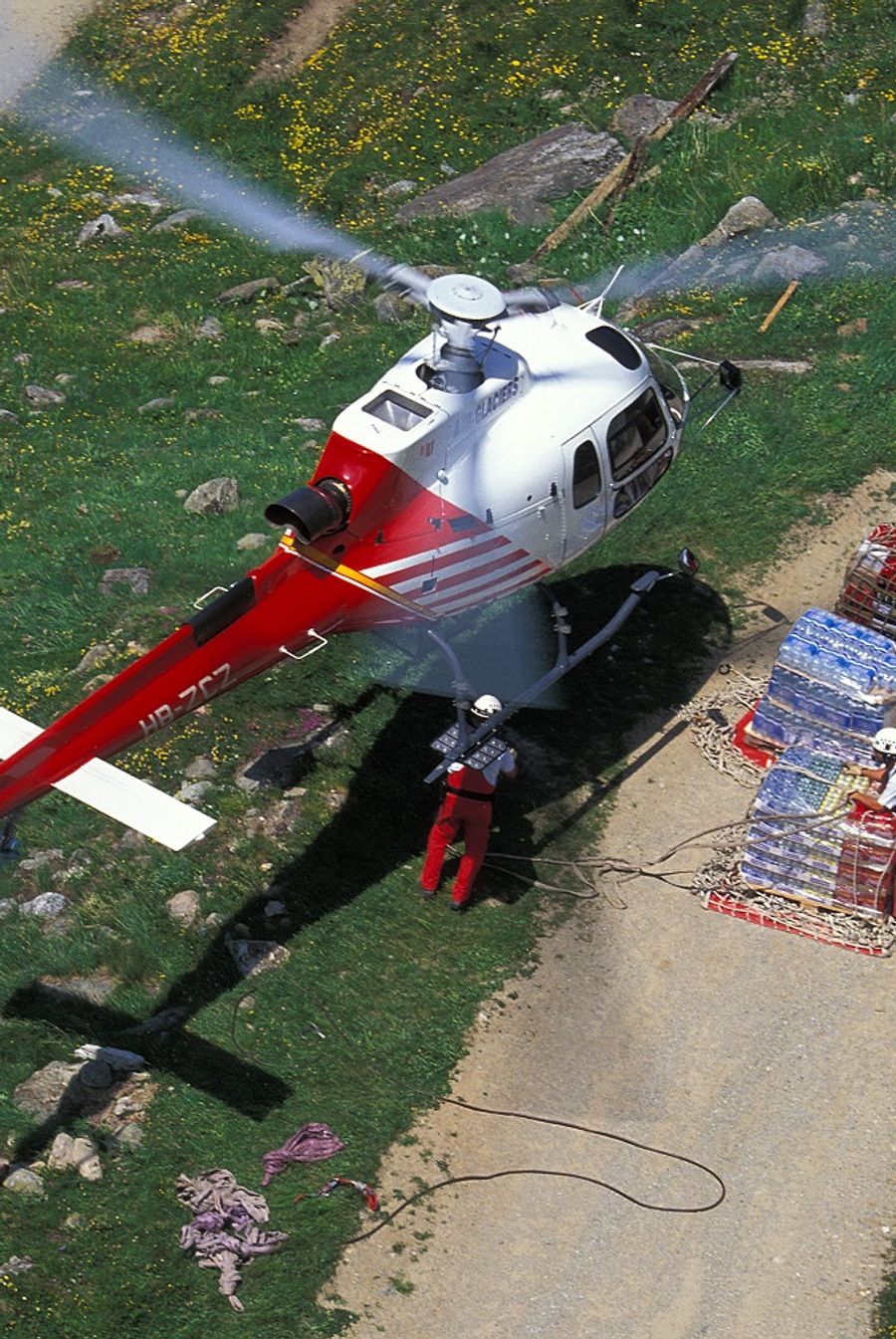 Air-Glaciers erhebt auf alle kommerziellen Flüge einen Zuschlag von derzeit vier Prozent.