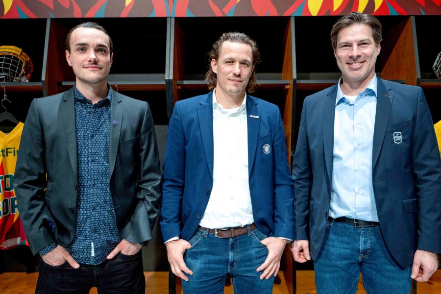 Finn Sulzer, Head of Communications, Swiss Ice Hockey Federation SIHF, Philipp Bohnenblust, Sportchef, SCL Young Tigers und Philipp Rytz, Manager Player Safety, National League.