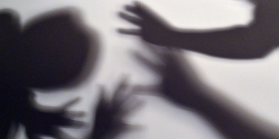 Die Anzahl erfasster Straftaten im Zusammenhang mit häuslicher Gewalt ist im Kanton Baselland um 42 Prozent angestiegen. (Symbolbild)