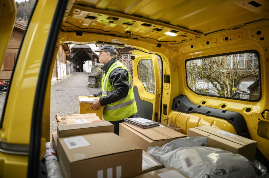 Laut Zahlen der Post stammt nur etwa jedes zehnte Paket aus Asien.