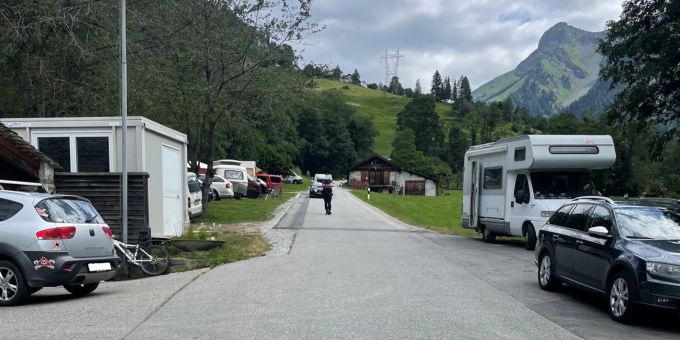 Vicosoprano GR - Velofahrerin (60) bei Kollision am Kopf verletzt