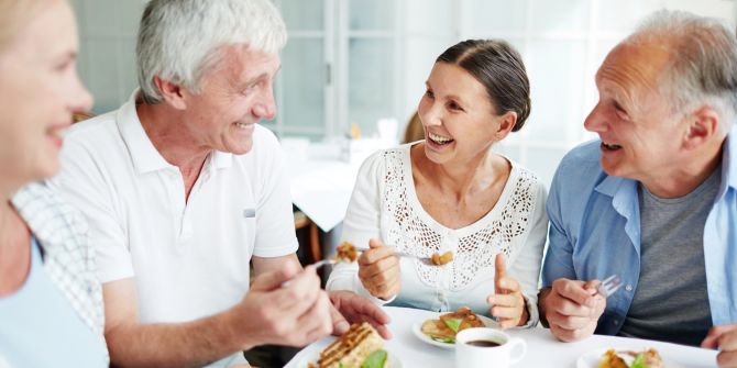 Senioren Essen Mittag Mittagstisch