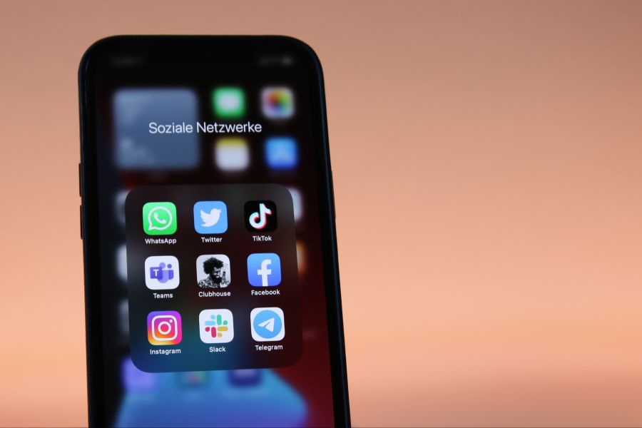 Auf Tiktok und in Whatsapp-Gruppen werden Migranten dafür mobilisiert.