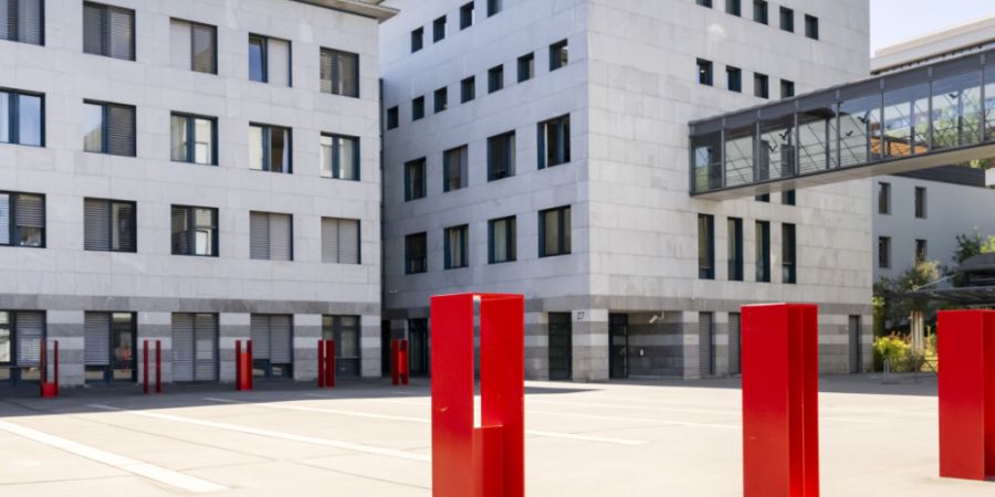 Die Baselbieter Jugendanwaltschaft soll mit der Staatsanwaltschaft zusammengeführt werden. Der Landrat hat am Donnerstag über eine entsprechende Vorlage der Regierung befunden. (Archi...