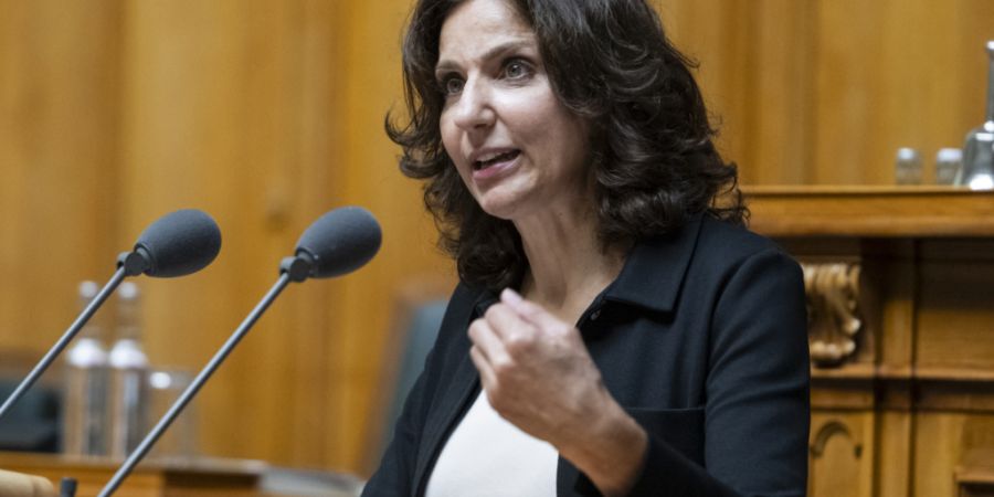 SP-Nationalrätin Gabriela Suter plädierte im «Talk Täglich» von Tele M1 für eine Verschärfung der Waffengesetze. (Archivbild)