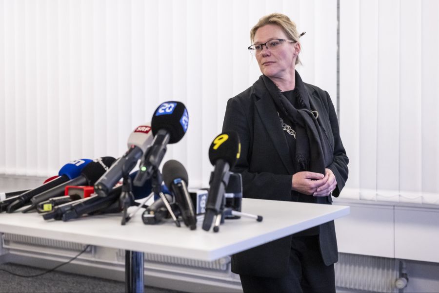 Laut der Walliser Generalstaatsanwältin Beatrice Pilloud haben Strafanzeigen gegen Behördenmitglieder in den vergangenen Jahren zugenommen.