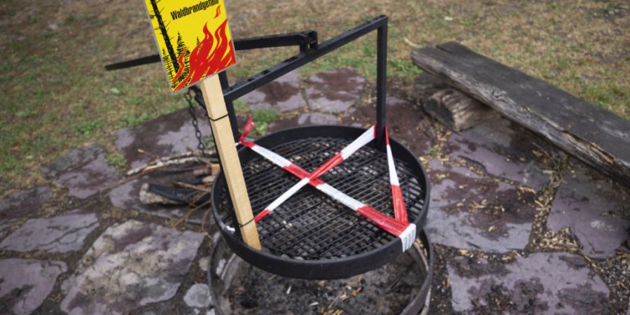 An Grillstellen in Ausserrhoder Wäldern darf wieder gegrillt werden. (Archivbild)