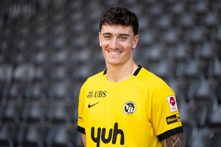 Cédric Zesiger kommt im YB-Test ebenso zum Einsatz...