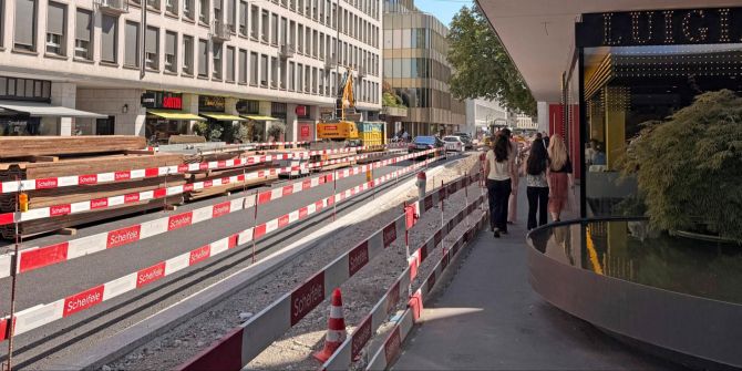 Die Bauarbeiten an der Talstrasse sind fürs Gewerbe verheerend. - Ginger Hebel