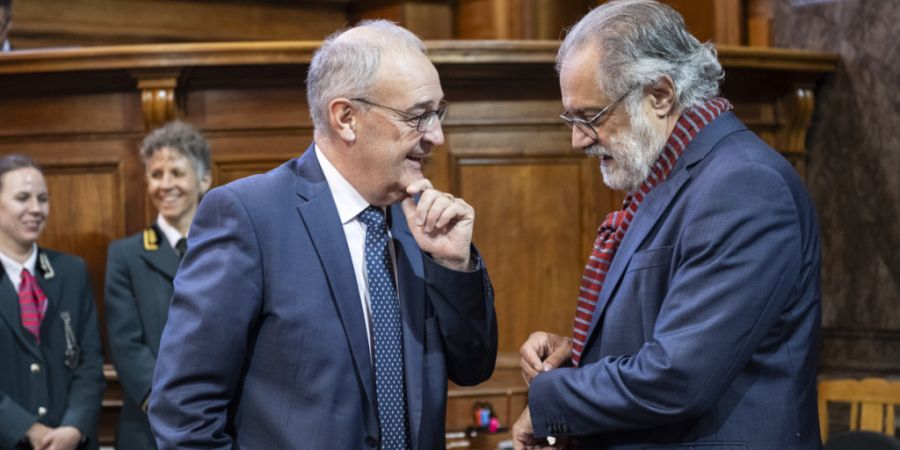 Erfolg für Bundespräsident und Wirtschaftsminister Guy Parmelin (links) und den Präsidenten der Aussenpolitischen Kommission des Ständerats (APK-S), Carlo Sommaruga: Der Ständerat ...