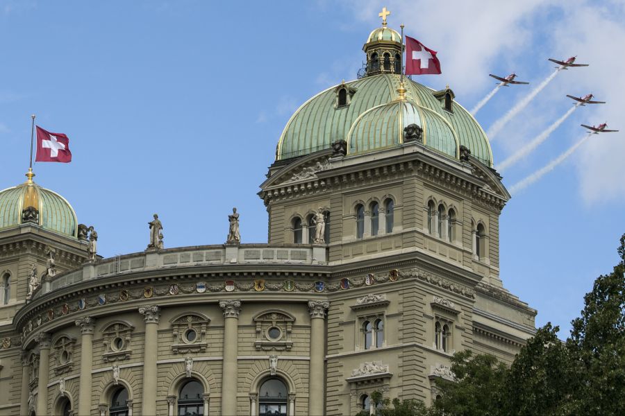 Eine deutliche Mehrheit des Parlaments und auch der Bundesrat empfelen die Vorlage zur Ablehnung.