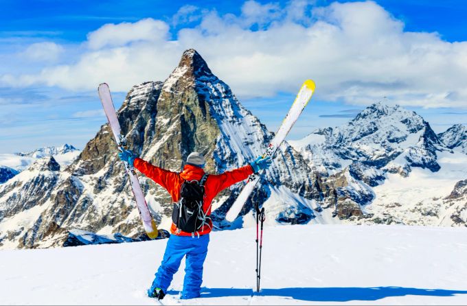 Wer Skifahren will, findet in der Schweiz einige tolle Orte. Ski fahren