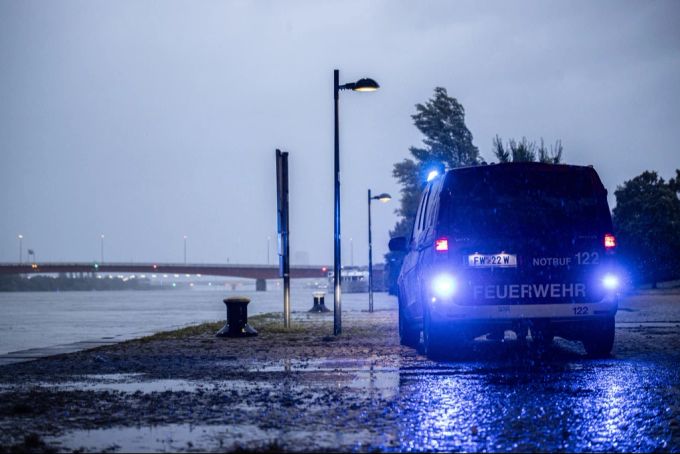 Wien bereitet sich auf gefährliche Hochwasser vor. Hochwasser