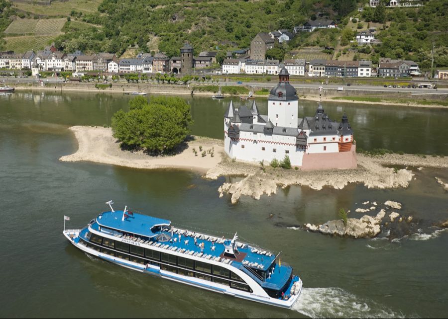 Am Rhein gab es bei einer Messstation seit 1921 keinen «so niedrigen Wasserstand» wie aktuell.