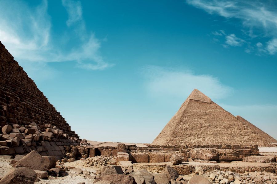 Die Pyramiden von Gizeh sind ein faszinierendes Erbe der antiken Welt und Zeichen unvergänglicher Magie.