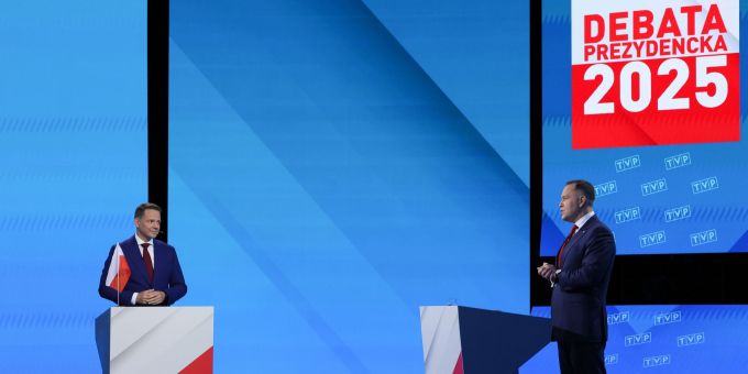 Der liberale Kandidat Trzaskowski (links) und sein nationalkonservativer Rivale Nawrocki treten am kommenden Sonntag in der Stichwahl gegeneinander an. (Archivbild) Trzaskowski