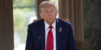 Bei G7 - Trump attackiert demokratisch regierte US-Städte