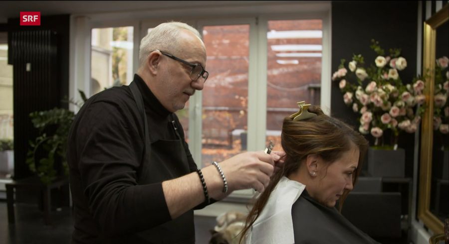 Sein Partner René ist am selben Ort Coiffeur.