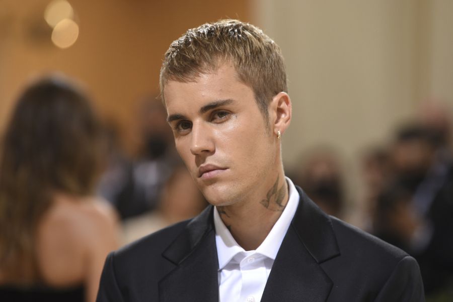 Justin Bieber soll der neue Papst entfernt verwandt sein.