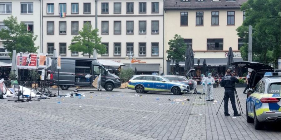 Bei einem der Opfer handelt es sich um den bekannten Islamkritiker Michael Stürzenberger (59).