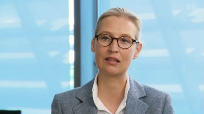 Alice Weidel hatte in dem Interview mit der «Rundschau» für jegliche Kritik an ihrer Partei eine passende Ausrede parat. Alice Weidel
