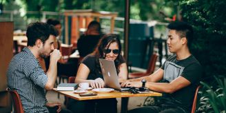 Rosinenpicker - Gibt es Zwischen-Generation «Zillennials» wirklich?