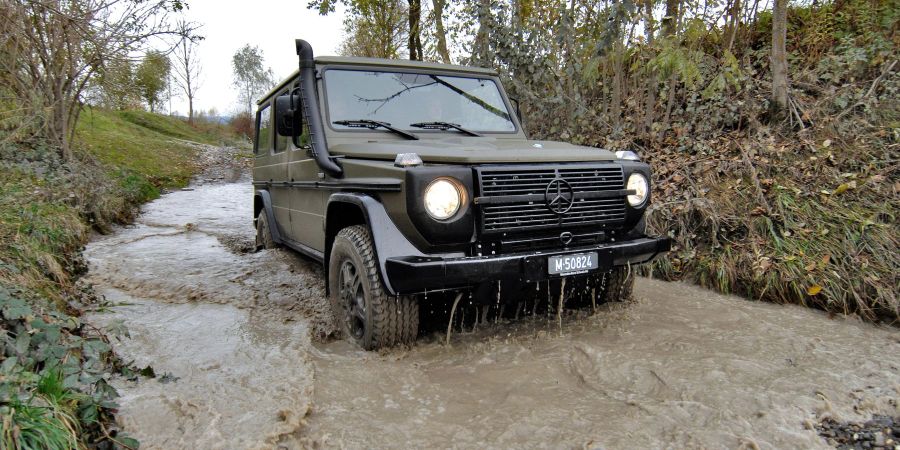 Mercedes G Armee Geländewagen