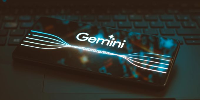 Google Gemini Live bietet KI-basierte Echtzeithilfe mit Kamera- und Bildschirmfreigabe. (Symbolbild) Google Gemini Live