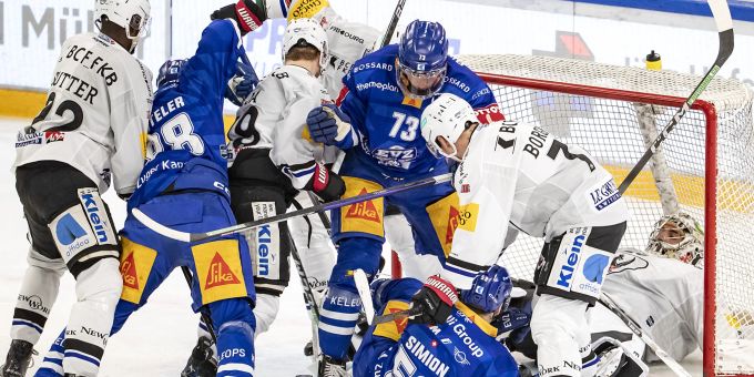 Der EV Zug muss sich zuhause gegen Fribourg geschlagen geben. EV Zug