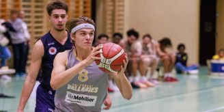 Basketball - Goldcoast Wallabies feiern klaren Sieg über Swiss Central