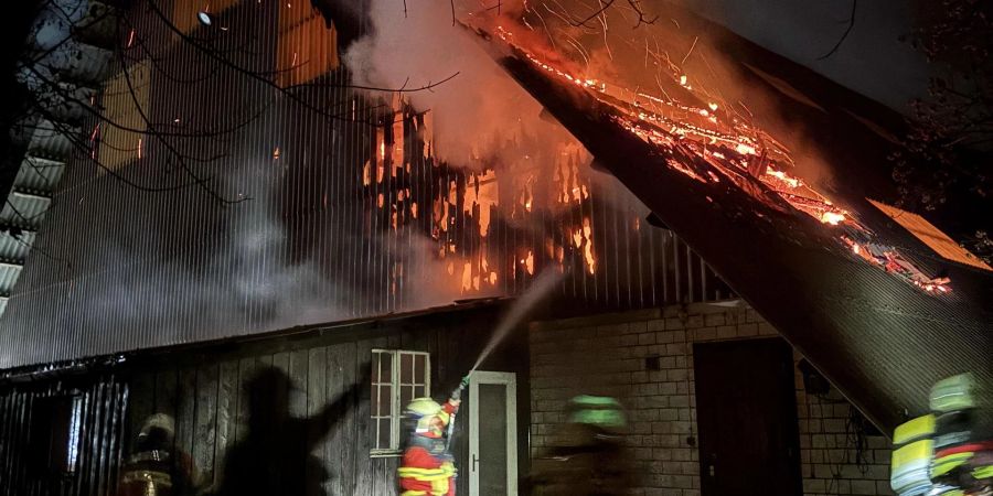 Brand in Reitstall