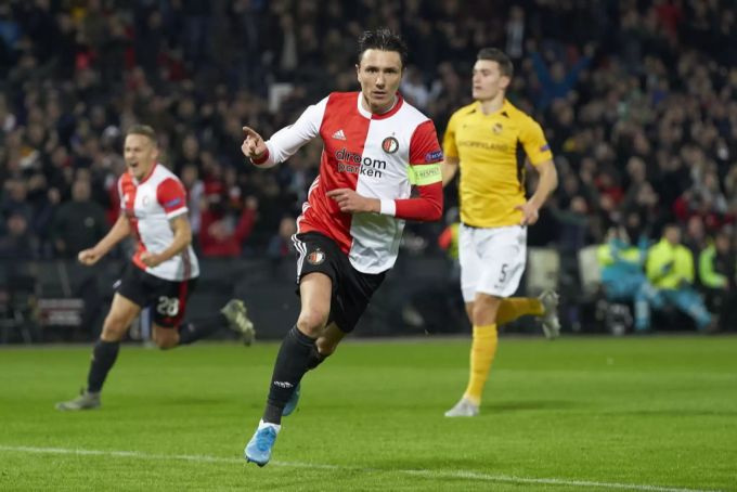 Steven Berghuis lief auch gegen YB als Captain von Feyenoord Rotterdam auf. Steven Berghuis Feyenoord Rotterdam