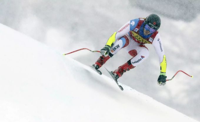 Im französischen Val d'Isère holte sich Mauro Caviezel im Dezember 2020 seinen ersten Super-G-Weltcupsieg. mauro caviezel