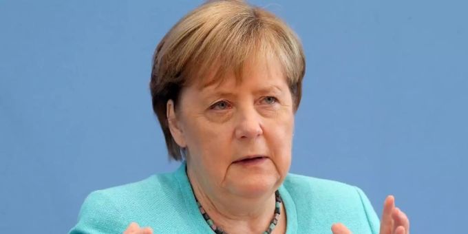 Bundeskanzlerin Angela Merkel (CDU) in der Bundespressekonferenz. Foto: Wolfgang Kumm/dpa Bundeskanzlerin Angela Merkel (CDU) in der Bundespressekonferenz. Foto: Wolfgang Kumm/dpa