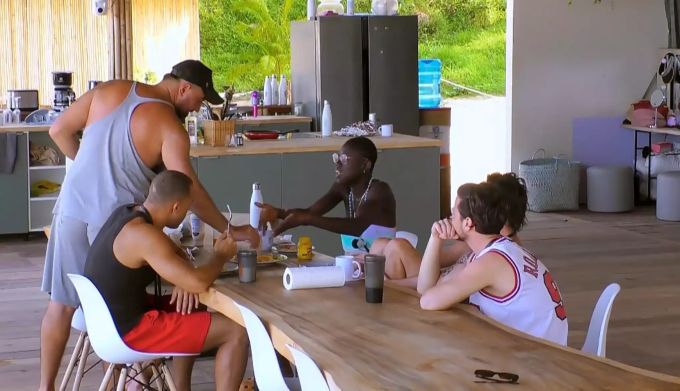 Aminata meckert Cosimo an. «Kampf der Realitystars»