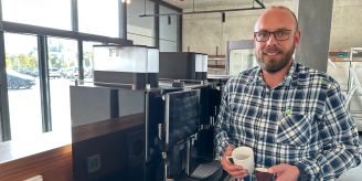 «Z'guet für furt» - Berner Confiserie setzt auf Second Hand