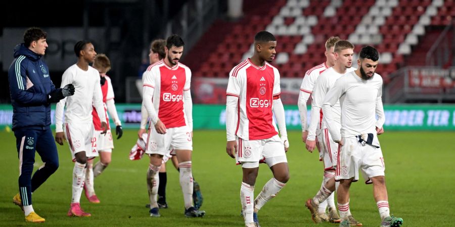 Ajax musste sich im Pokal dem Amateurclub USV Hercules geschlagen geben.