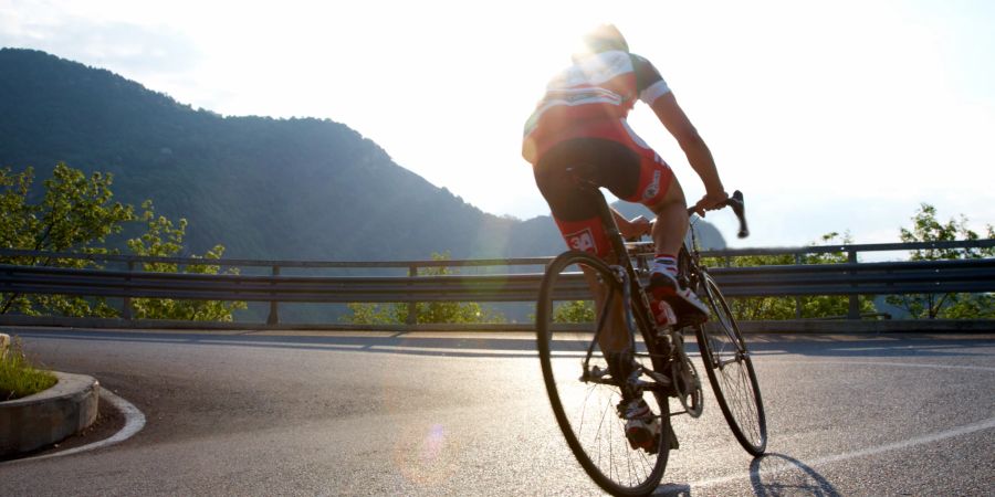 mann auf Fahrrad