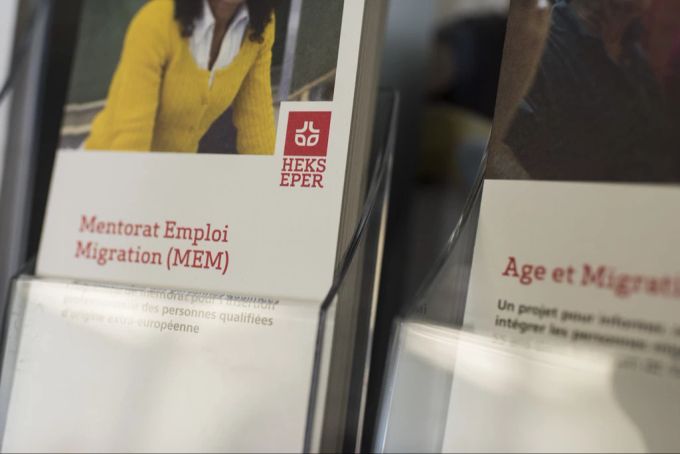Das Hilfswerk Heks bietet vor allem Migranten Unterstützung. (Symbolbild) heks