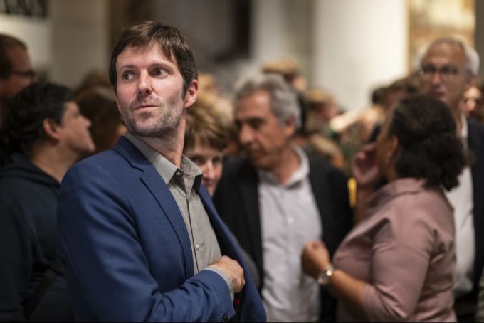 Kilian Baumann (Grüne/Bern) nach seiner bestätigten Wiederwahl in den Nationalrat, 22. Oktober 2023. Kilian Baumann Grüne