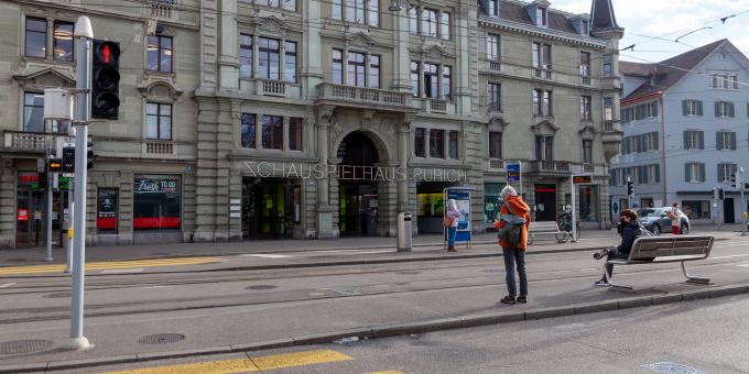 Das Schauspielhaus in der Stadt Zürich. Das Schauspielhaus in der Stadt Zürich.