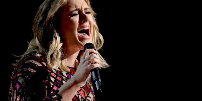 Die britische Sängerin Adele freut sich auf ihre Konzertreihe in Las Vegas. Die britische Sängerin Adele freut sich auf ihre Konzertreihe in Las Vegas.