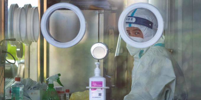 Das Coronavirus kann Auswirkungen auf die Funktionen im Gehirn haben. Gehirn