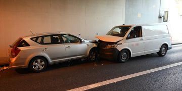 Wagen: Frontalkollision auf Autobahn A15