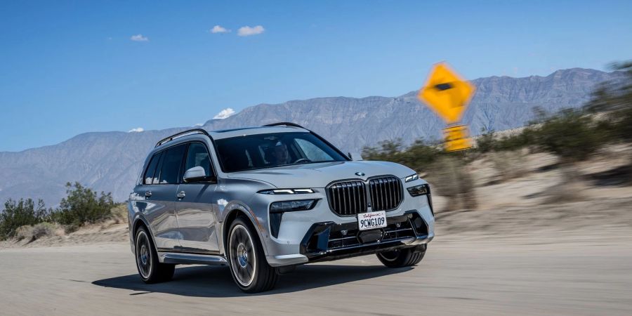 Grosses Gefährt: Der X7 steht an der Spitze der SUV-Palette von BMW und wurde nun modellgepflegt.