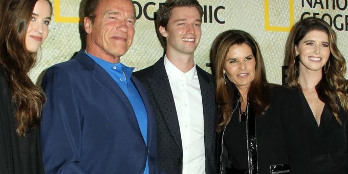 Maria Shriver (2.v.re.) mit Ex-Mann Arnold Schwarzenegger und den gemeinsamen Kindern Christina, Patrick und Katherine. Maria Shriver (2.v.re.) mit Ex-Mann Arnold Schwarzenegger und den gemeinsamen Kindern Christina, Patrick und Katherine.