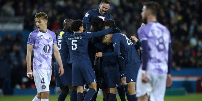 Paris Saint-Germain gewinnt gegen Toulouse. Paris Saint-Germain