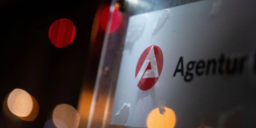 Die Agentur für Arbeit.